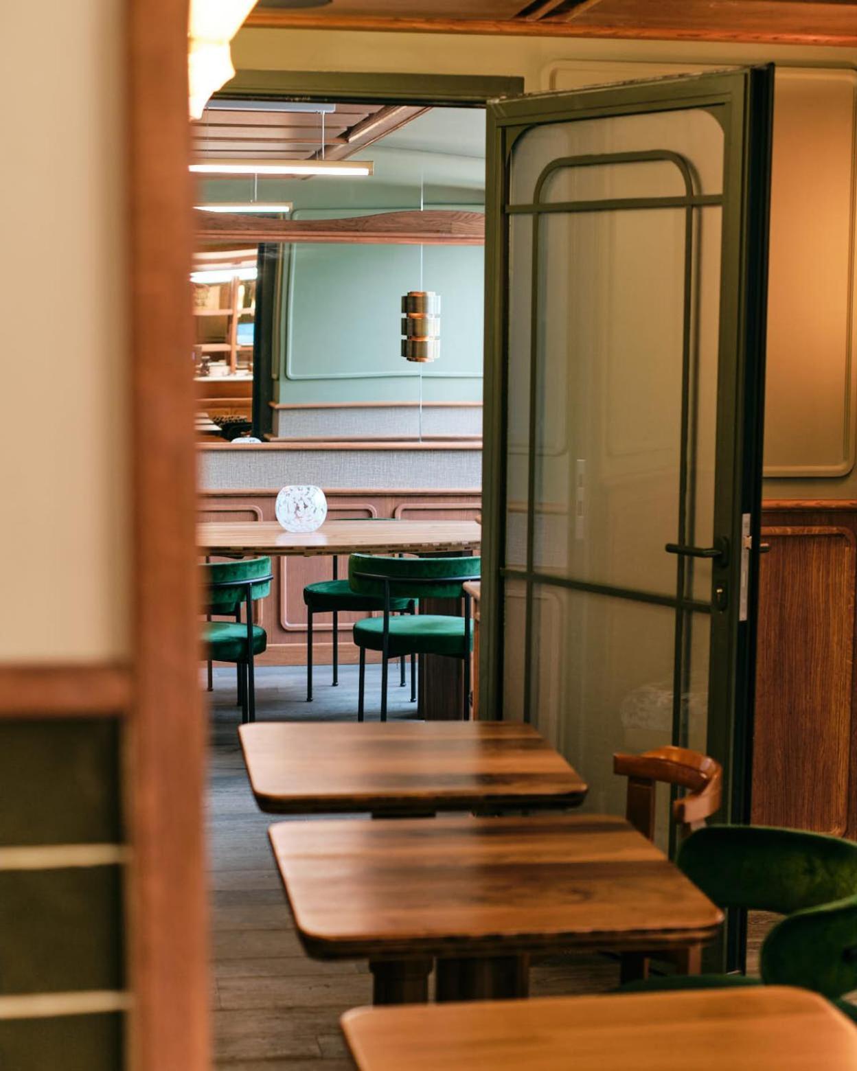 1.75 Paris La Treve Hotel Екстериор снимка