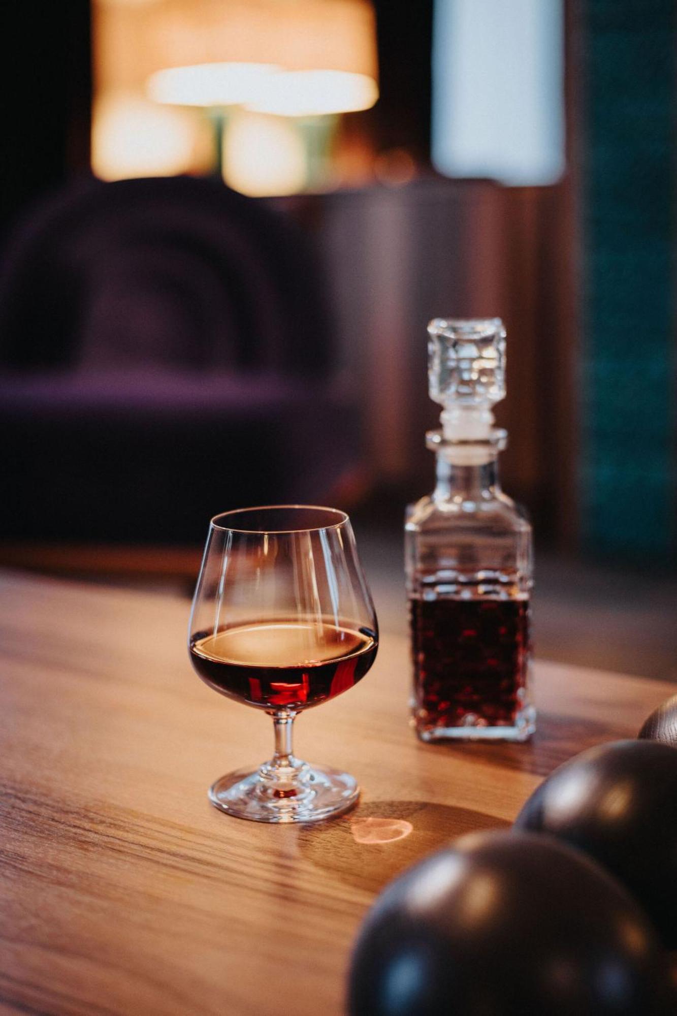 1.75 Paris La Treve Hotel Екстериор снимка
