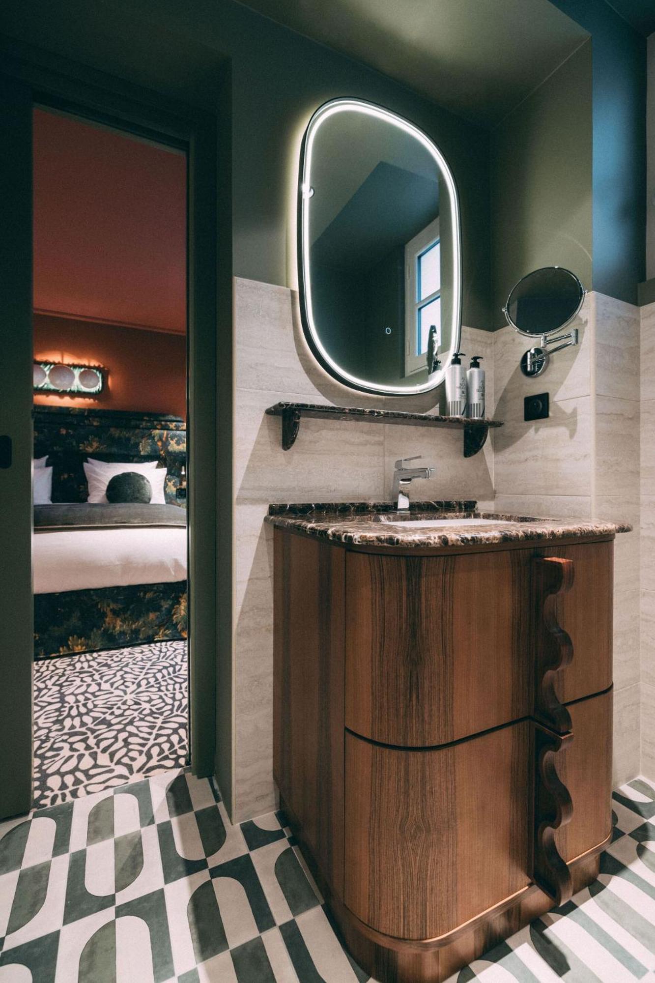 1.75 Paris La Treve Hotel Екстериор снимка